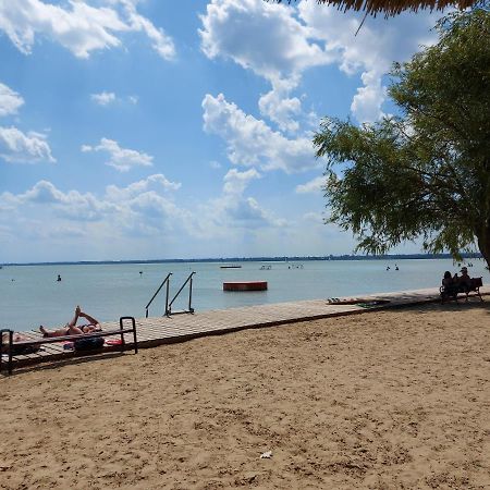 גיינסדיאס Tulipan Bungalow Camping Resort מראה חיצוני תמונה