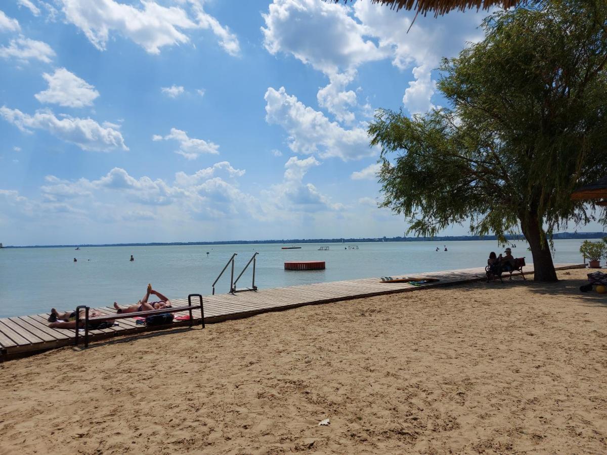 גיינסדיאס Tulipan Bungalow Camping Resort מראה חיצוני תמונה