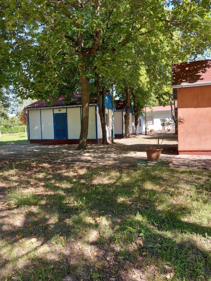 גיינסדיאס Tulipan Bungalow Camping Resort מראה חיצוני תמונה