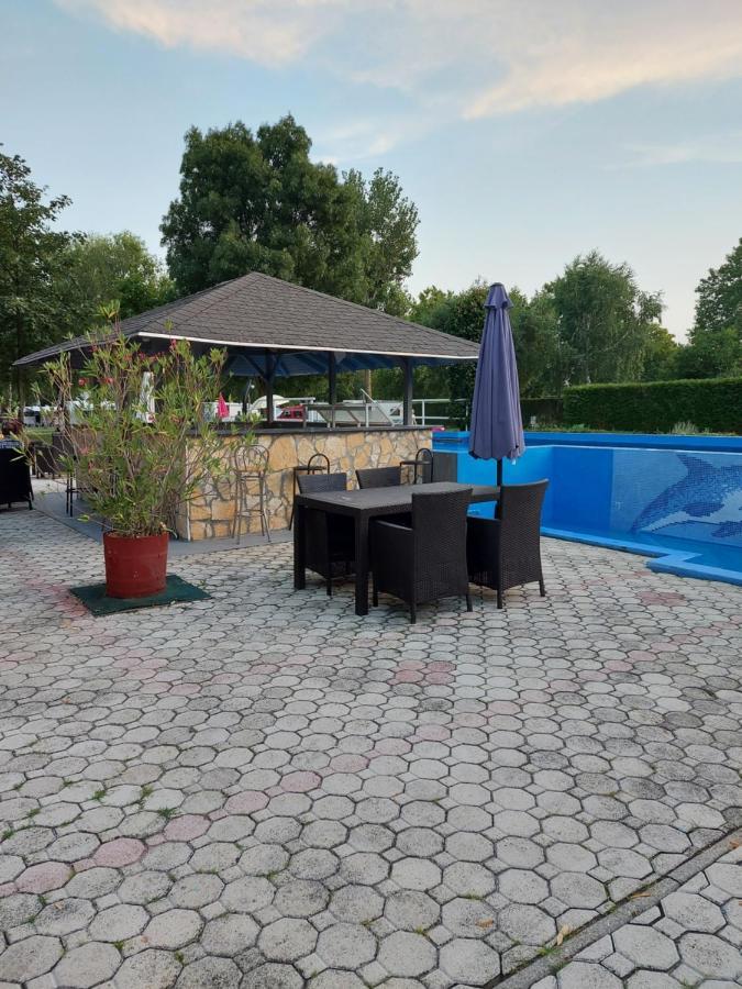 גיינסדיאס Tulipan Bungalow Camping Resort מראה חיצוני תמונה